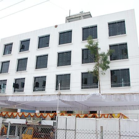 שמשבאד Hotel Neem Tree Hyderabad Airport מראה חיצוני תמונה
