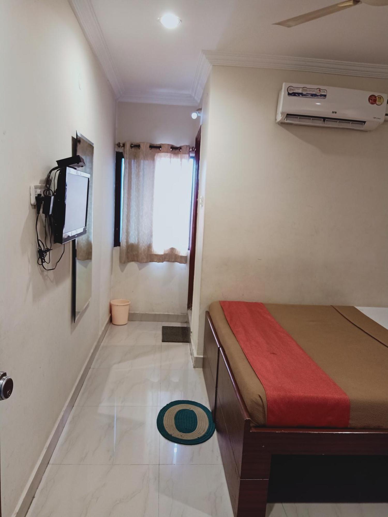 שמשבאד Hotel Neem Tree Hyderabad Airport מראה חיצוני תמונה